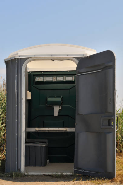 Best Wedding porta potty rental  in Colfax, IL